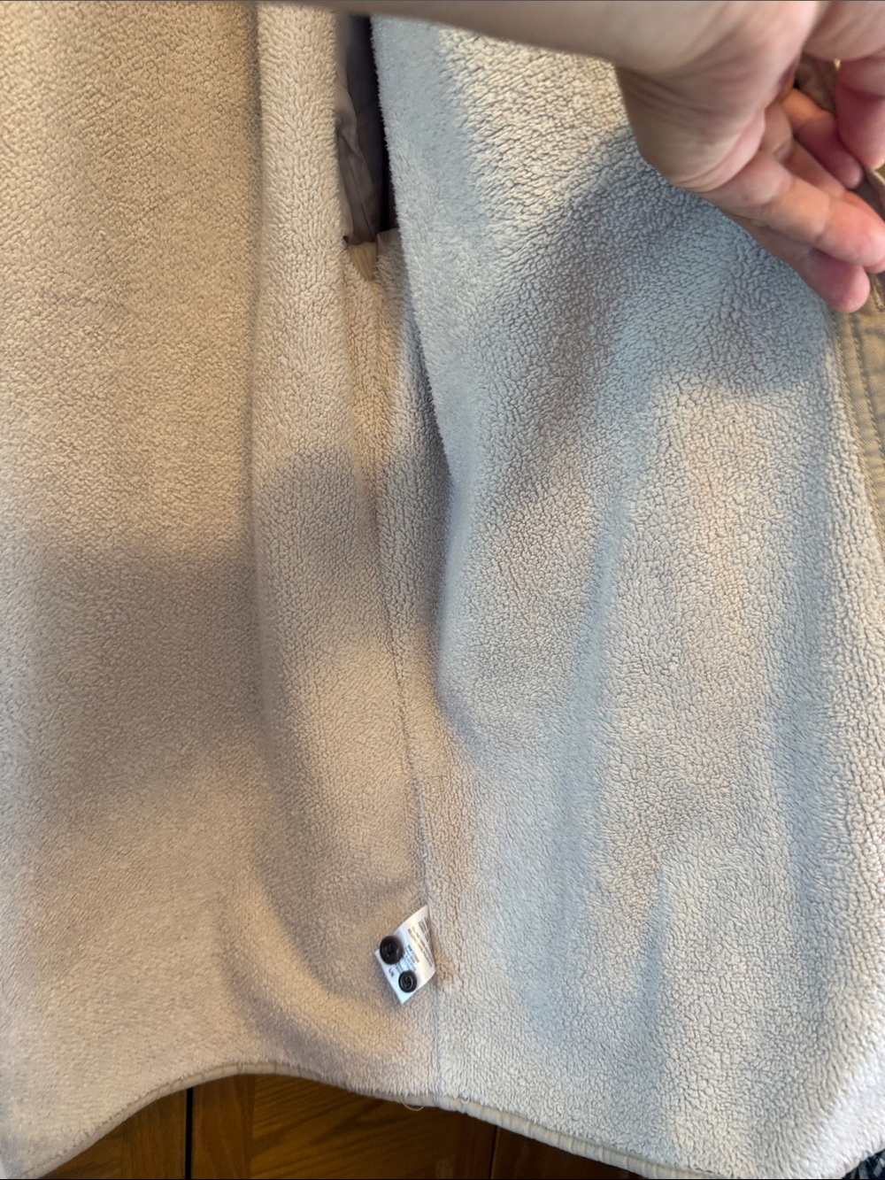 Levi's Light Tan Button-Front Worker Shirt Jacket - Picture 13 of 15